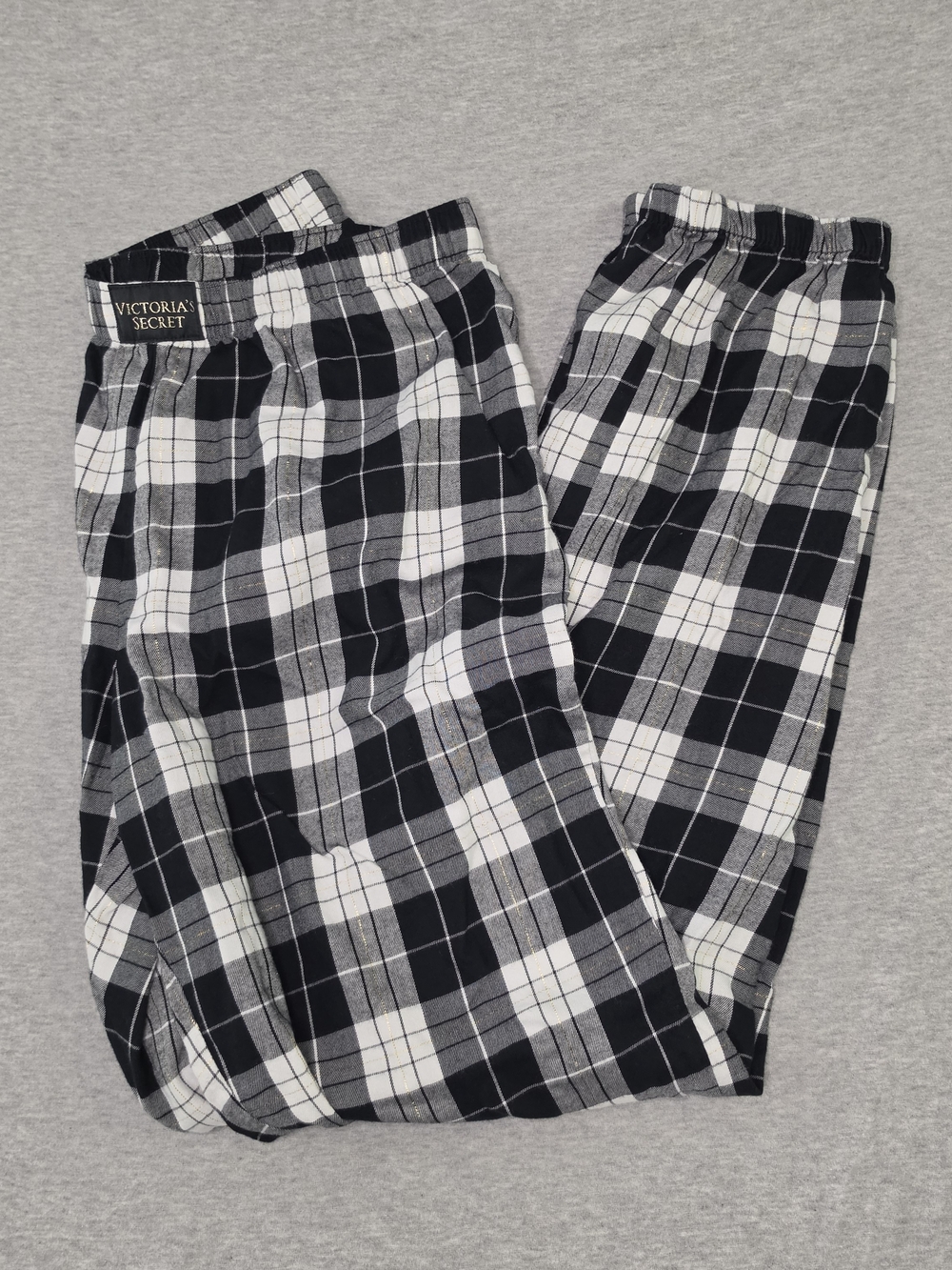 🎀Victoria's Secret Women's Black & White Plaid With Gold Accent Lounge Pants